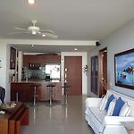 2MV-5G Apartamento de 2 Alc Vista al mar con A A Piscina y Wifi